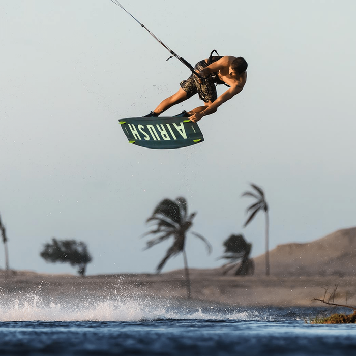 2021 Airush Livewire V7 Board | Force Kite & Wake