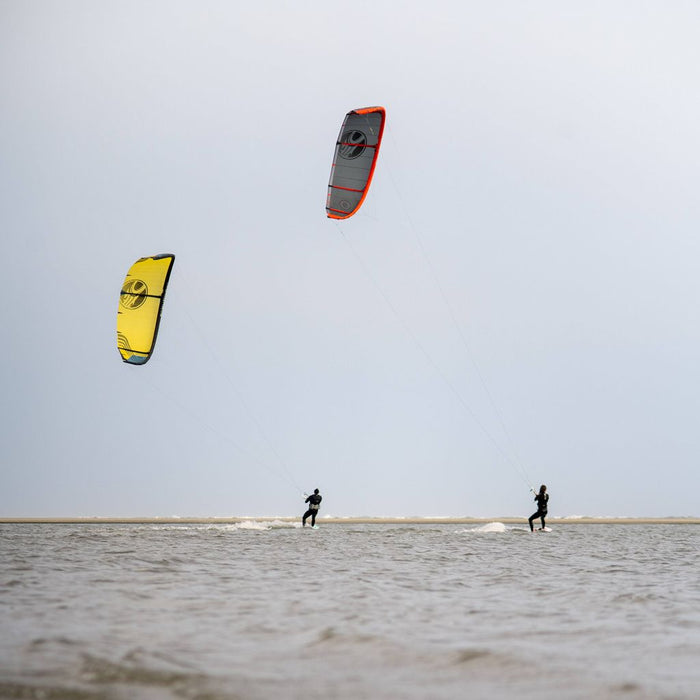 Semi-Private Kiteboarding Lessons | Force Kite & Wake