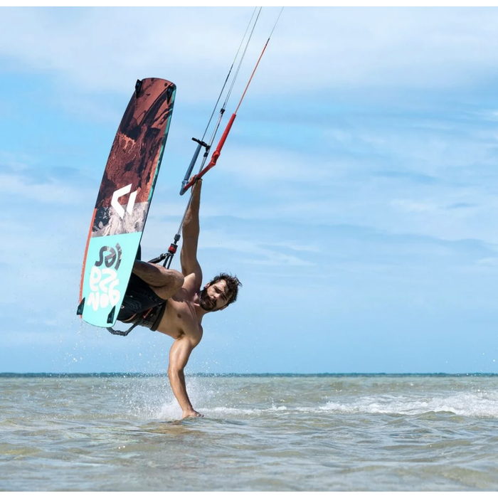 2023 Duotone Gonzales Kiteboard | Force Kite & Wake