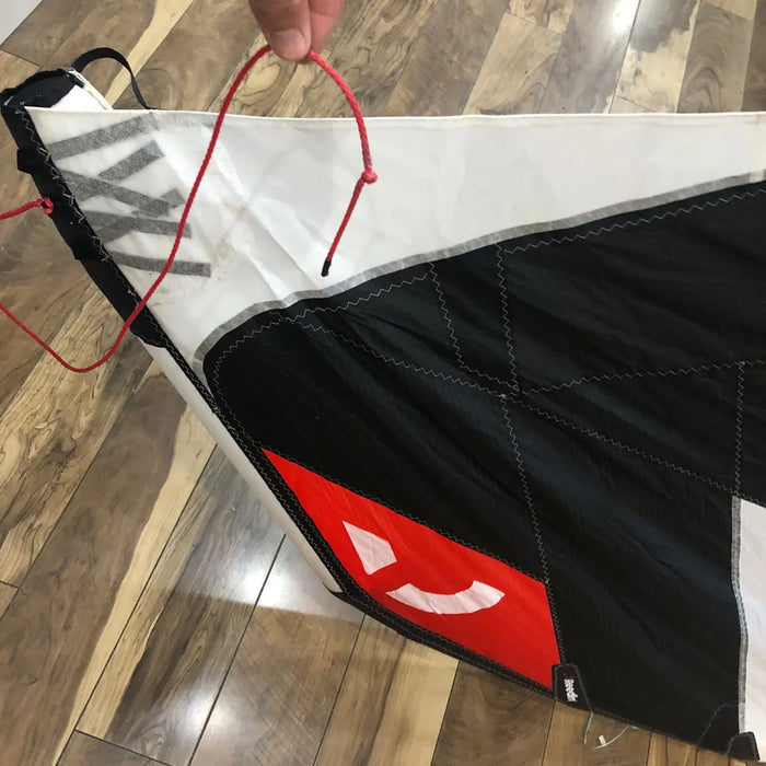 Reedin SuperModel HTF V1 8m Kite Used